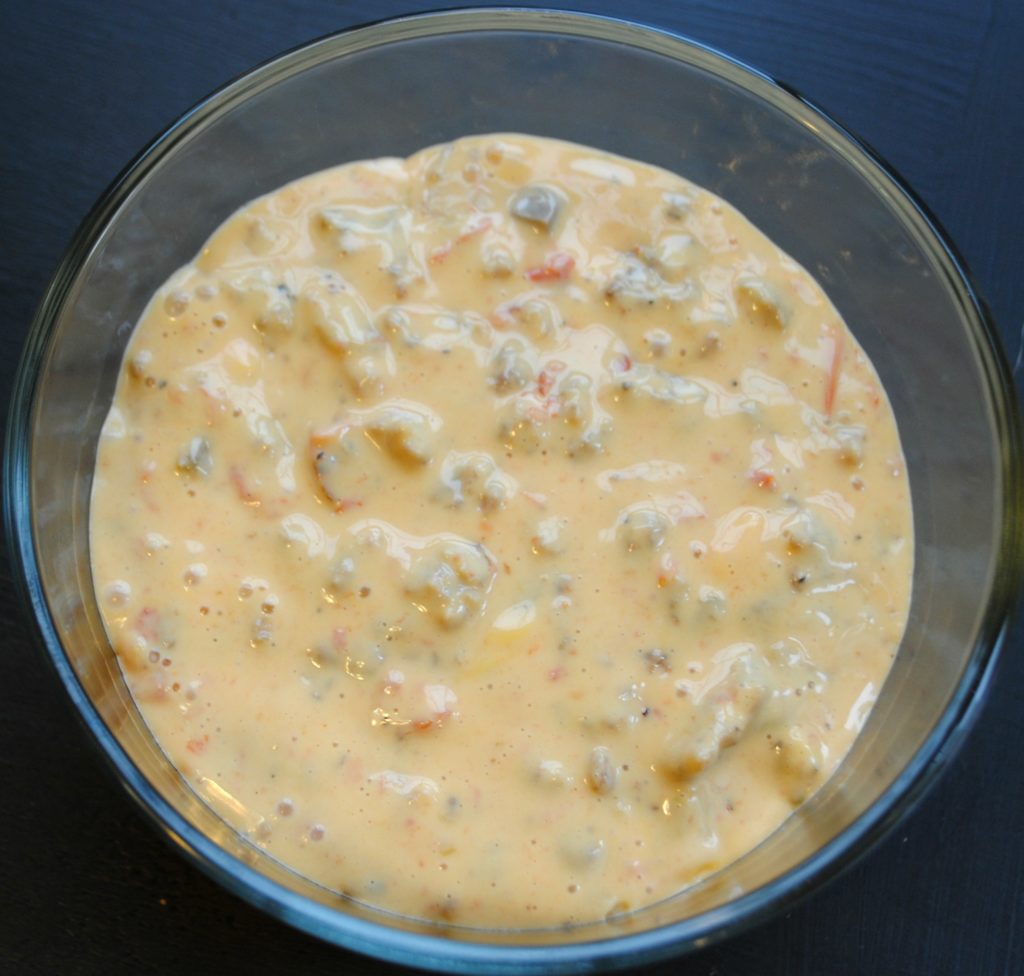 Restaurant Style Queso Dip