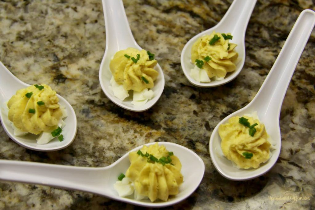 When life gives you hard-to-peel hard boiled eggs, make deviled eggs on a spoon. A full tutorial on how to make adorable deviled eggs on a Chinese-style soup spoon when your egg whites stick to the shell.