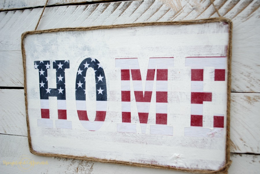 Are you welcoming a solider home? Make this American flag sign for your front door! 