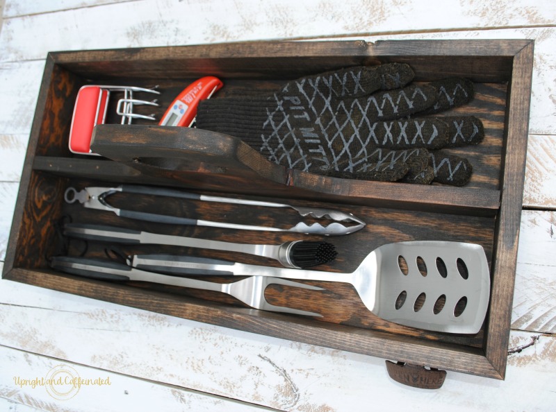 Keep grill accessories organized when BBQing this summer! 
