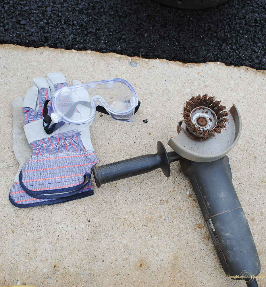 Use caution when operating power tools. This planter looks sunning now! 