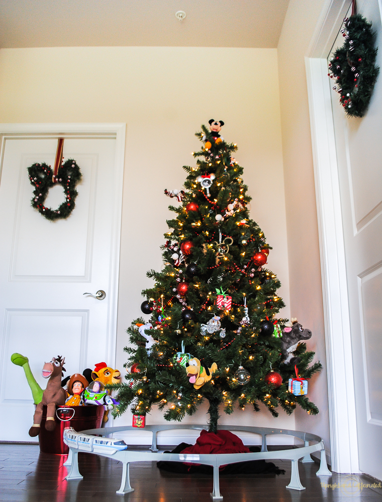 Disney tree decoration deals