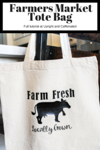 Make this farmers market tote bag in just a few minutes with this tutorial on how to use heat transfer vinyl.