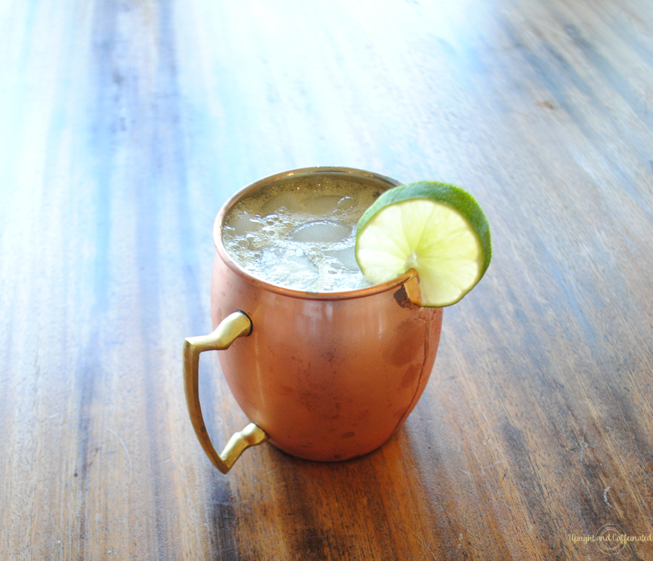 This simple classic dark n stormy recipe is delish!