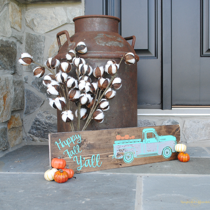 I love this fall sign! I have it on my front porch and it looks fantastic. 