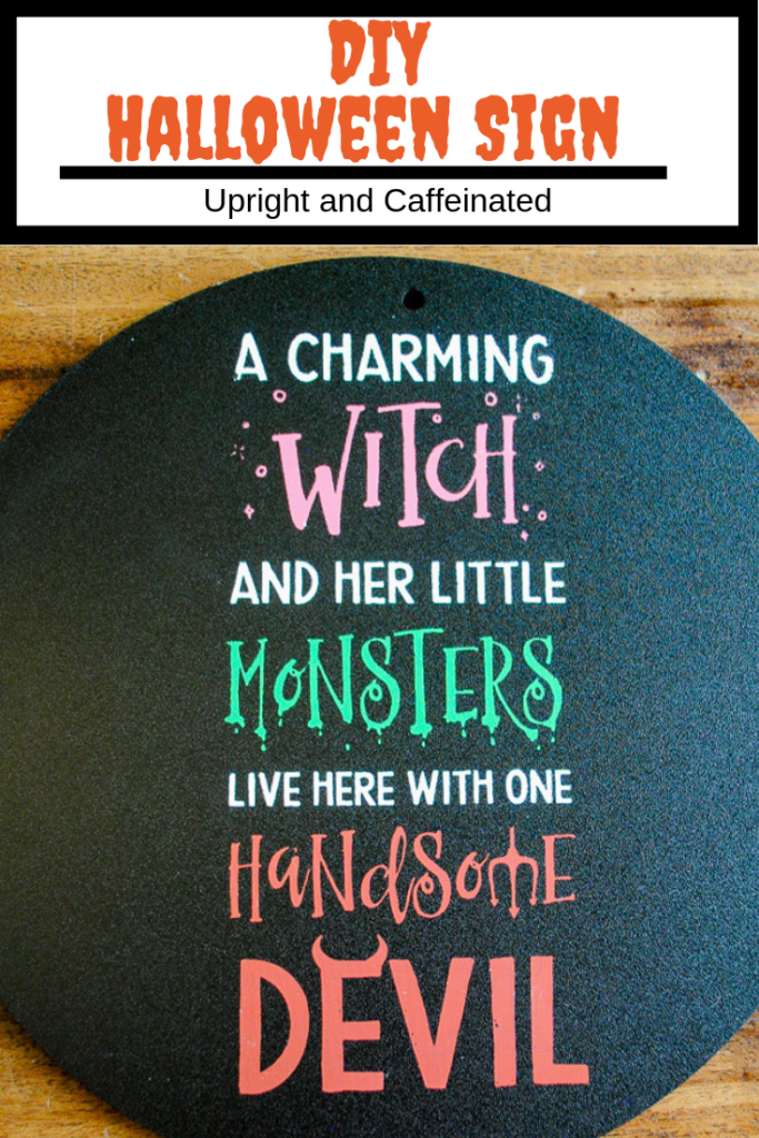 I am totally going to make this DIY Halloween Sign! Perfect for our family!